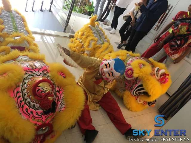 Tổ Chức Sự Kiện Khai Trương
